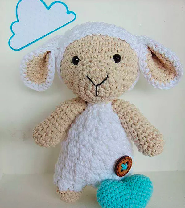 Como Fazer uma Mini Ovelha Amigurumi Passo a Passo