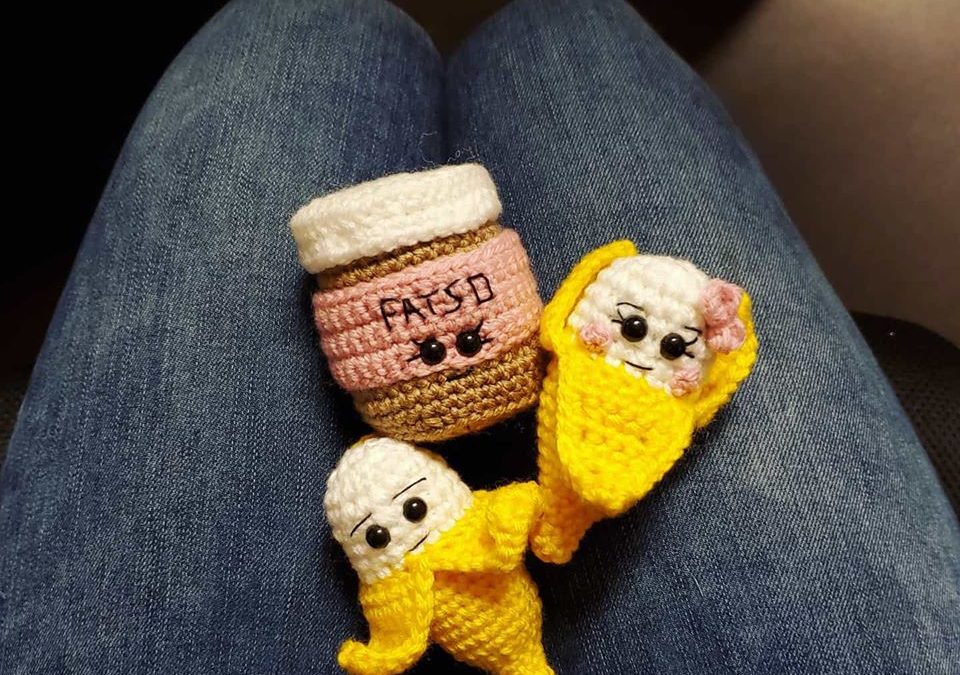 Banana com Pasta de Amendoim Amigurumi