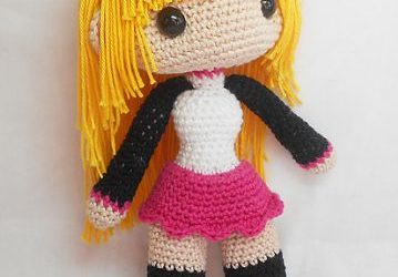 Boneca Loira Amigurumi – Croche Uma Arte