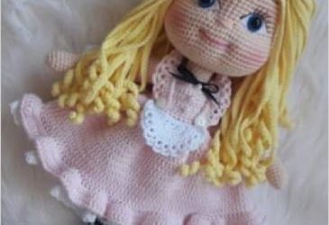 Boneca Alice – Croche Uma Arte