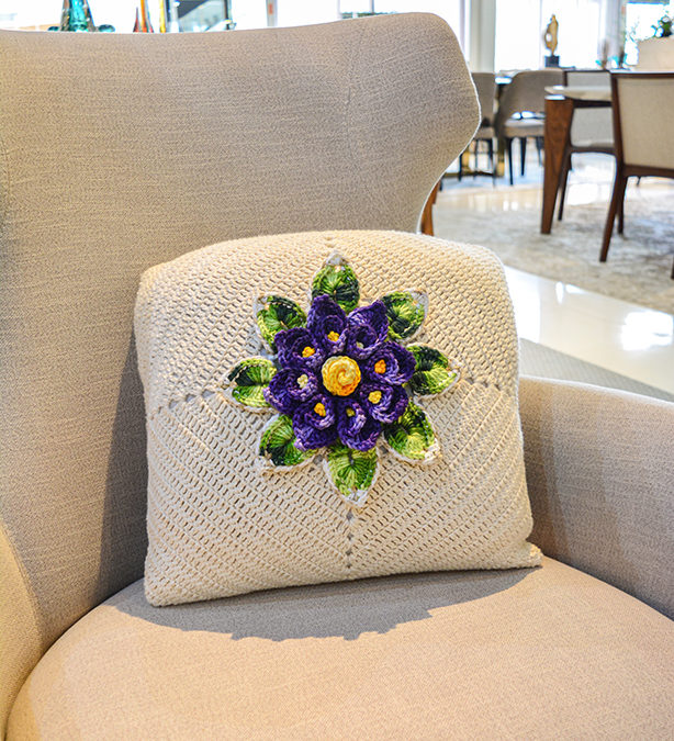 Almofada Flores de Croche | Receita Passo a Passo