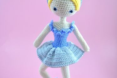 Boneca Bailarina Vestido Azul