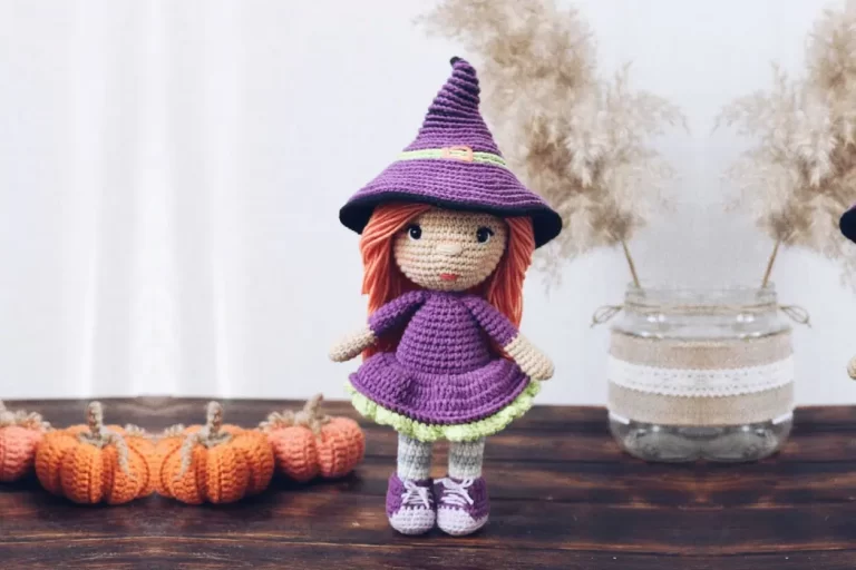 Boneca Bruxa Amigurumi