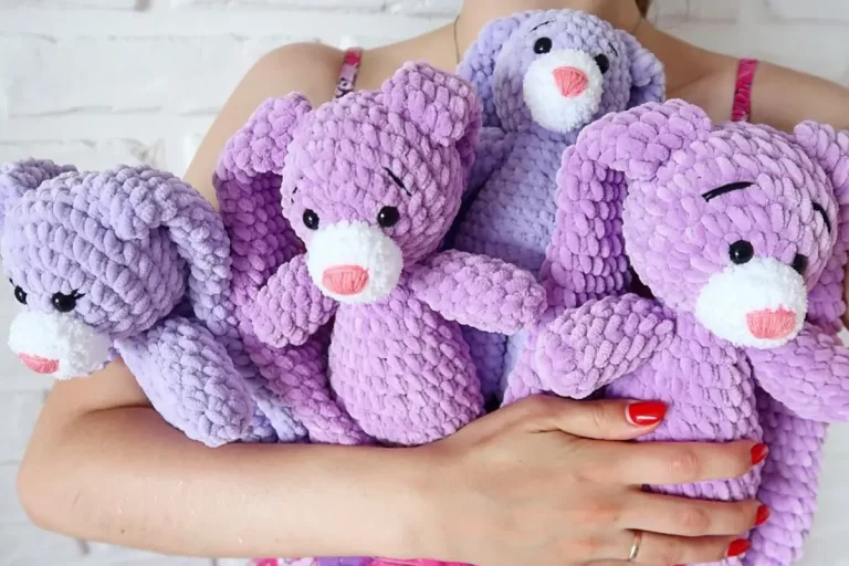 receita passo a passo Coelho Grande Amigurumi