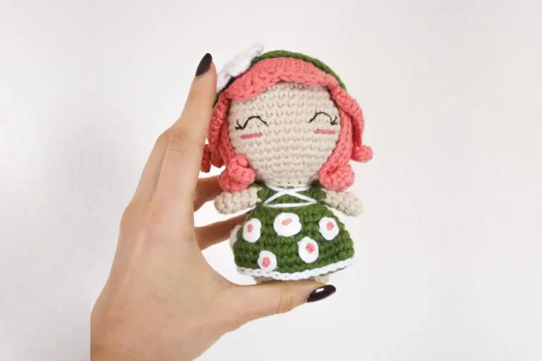 Boneca Deisy a Elfa das Flores