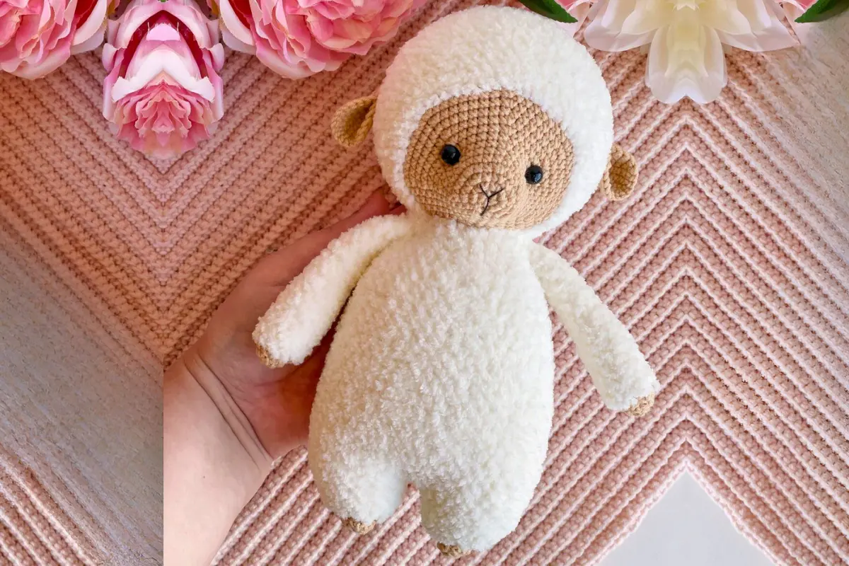 Bonie a Ovelha Amigurumi