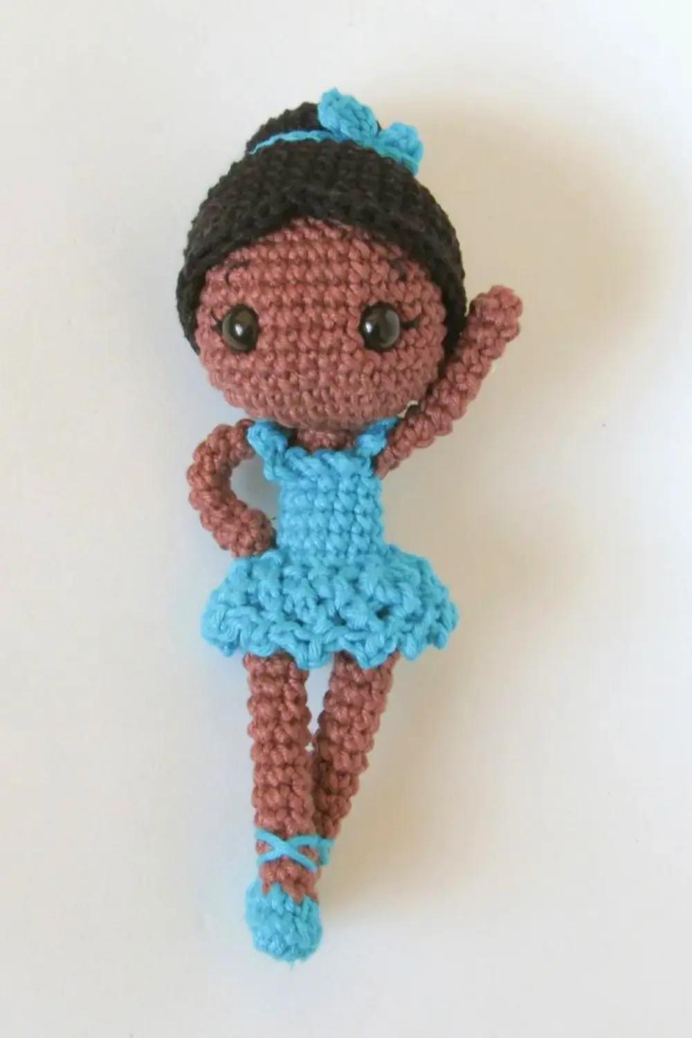 receita gratis Boneca Maribel Amigurumi