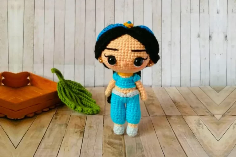 Boneca Princesa Jasmine Amigurumi