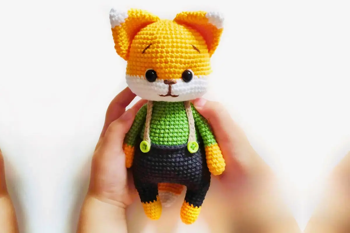 Raposa Elegante Amigurumi