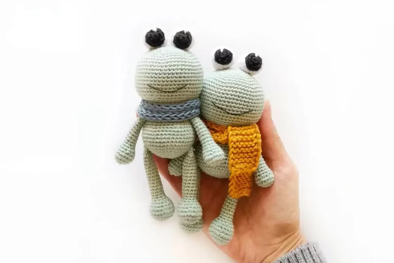 Sapo inverno Amigurumi
