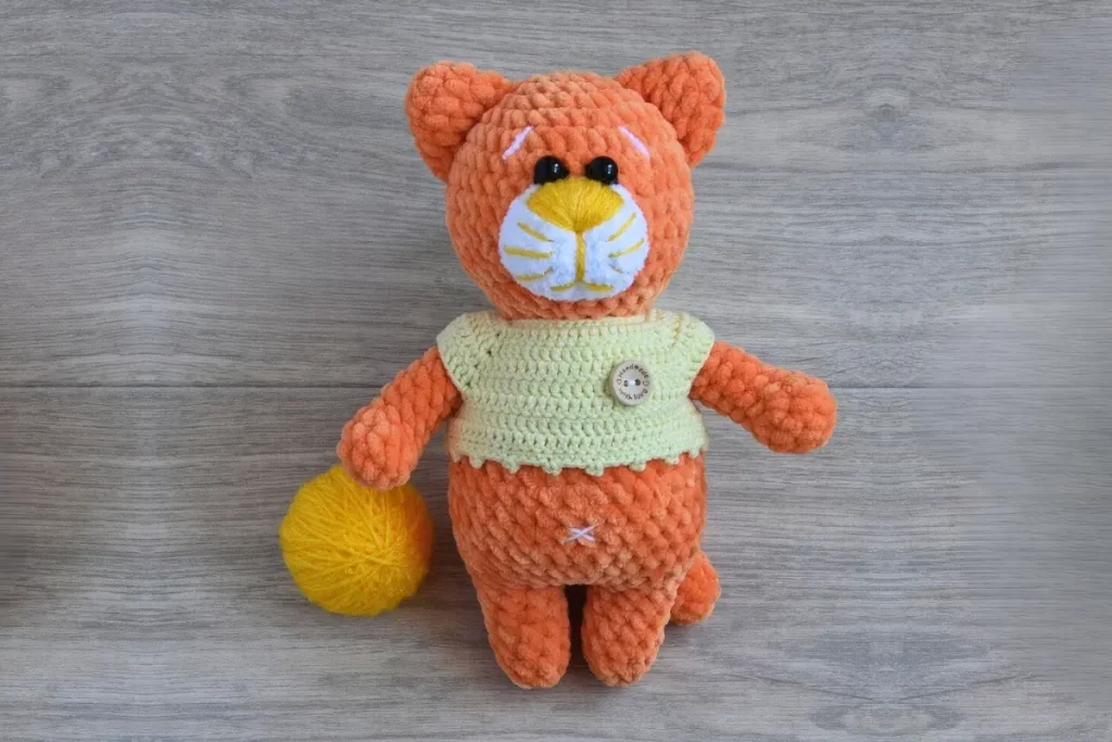 Leo o Gato laranja Amigurumi