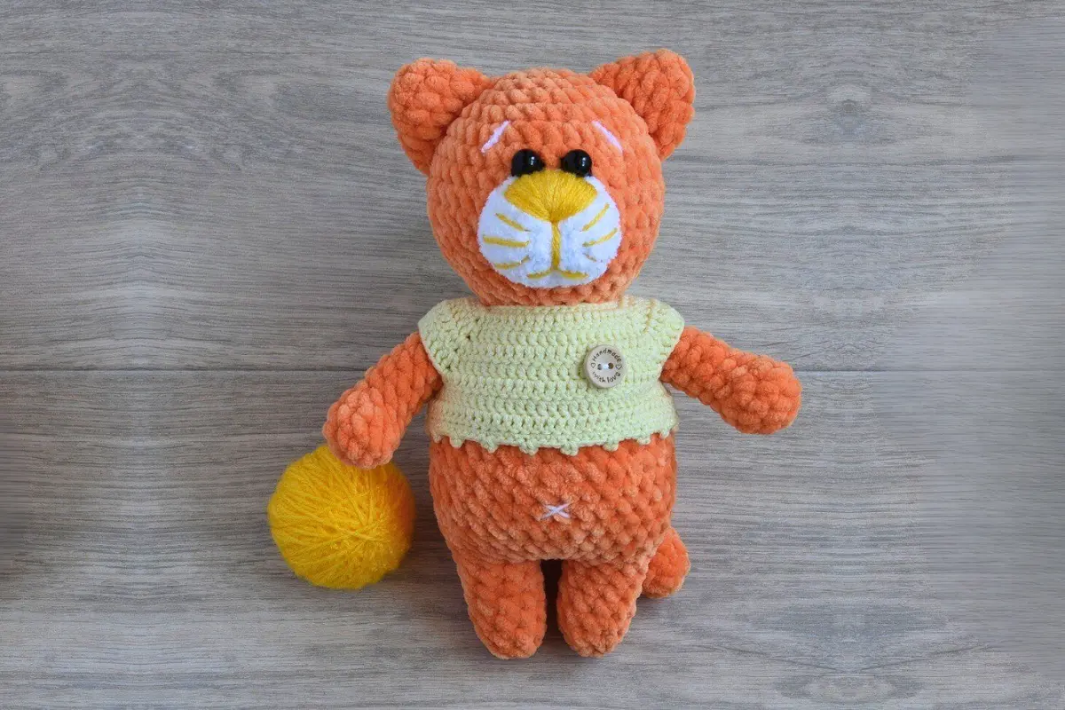 Leo o Gato laranja Amigurumi