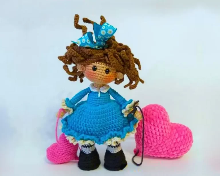 Boneca Valentina Coração Amigurumi