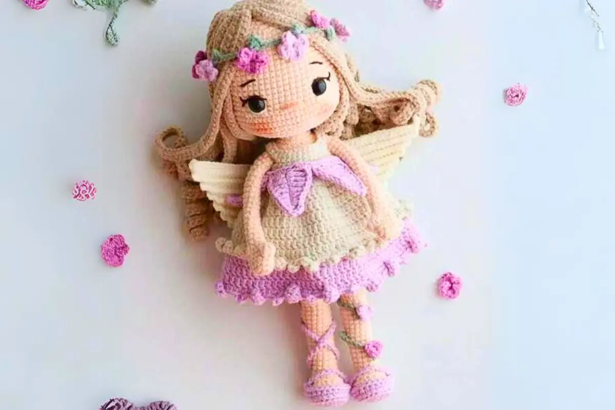 Boneca Fadinha Amigurumi