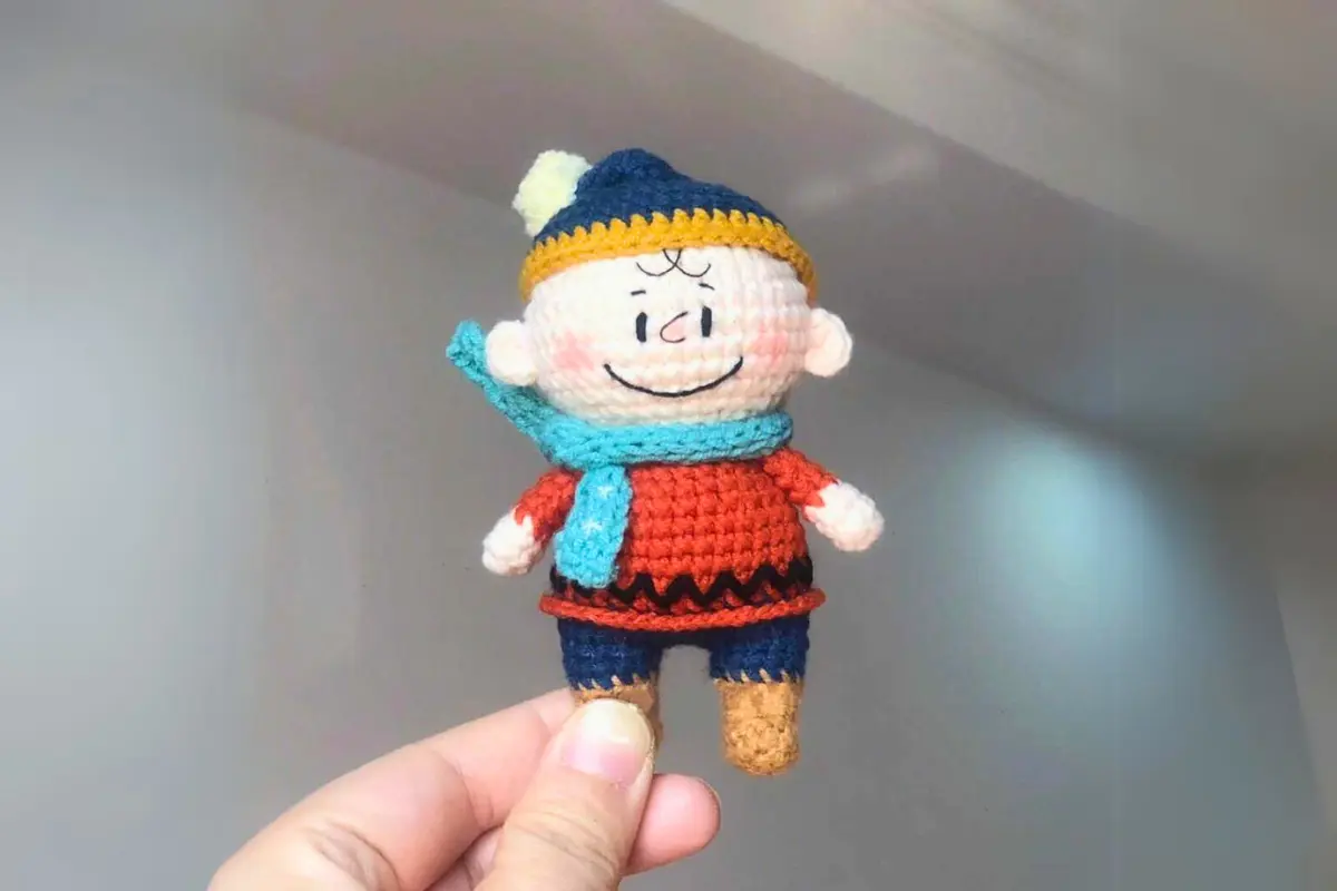 Boneco Charlie Brown Amigurumi