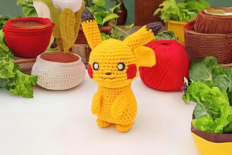 Chaveiro Boneco Pikachu Amigurumi
