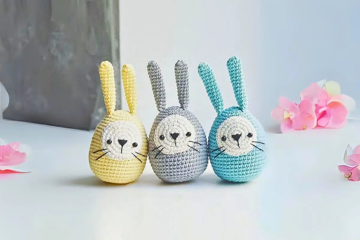 Coelinhos da Páscoa Coloridos Amigurumi