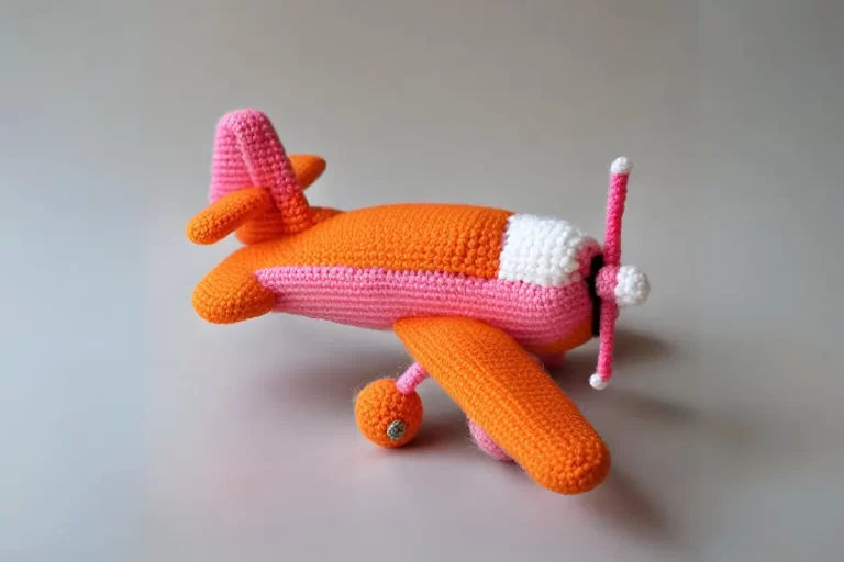 Avião Monomotor Amigurumi