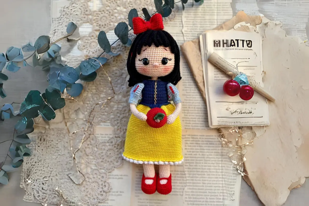 Boneca Branca de Neve Linda Amigurumi (2)