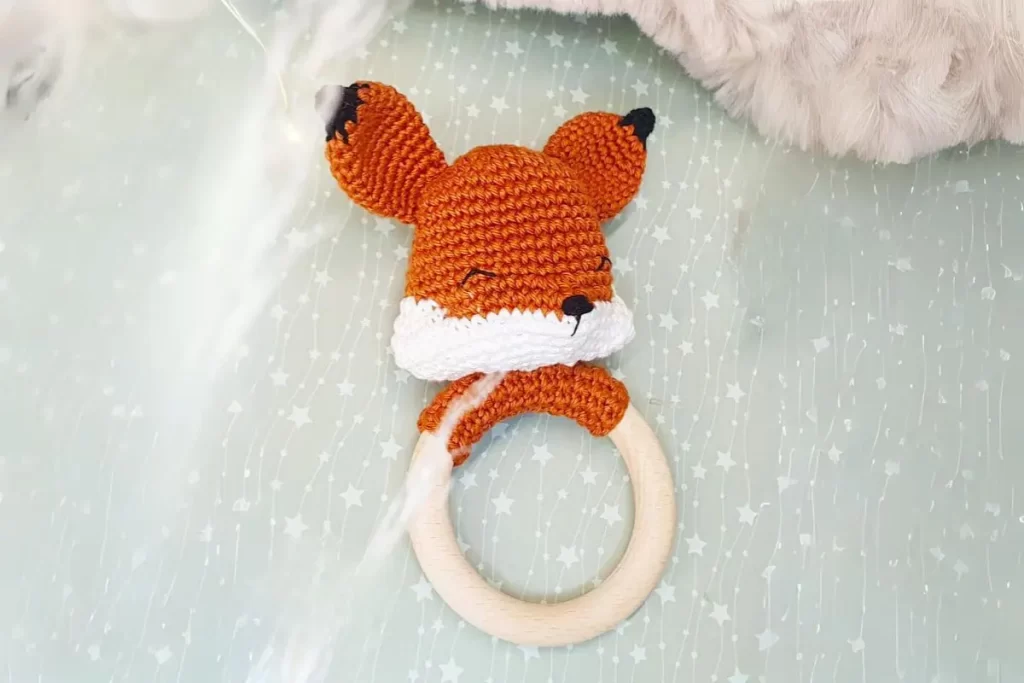 Chocalho Raposa Amigurumi