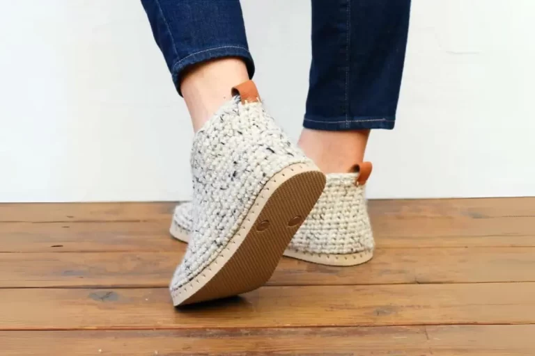 Como Reciclar ou Customizar Sandálias com Crochê