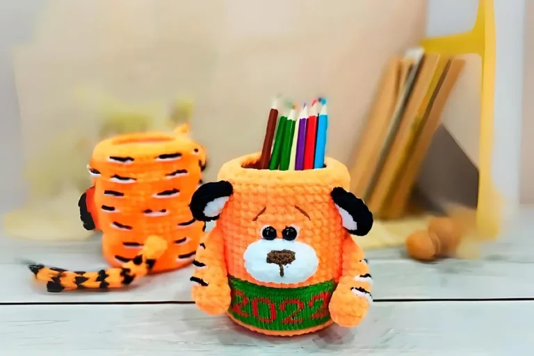 Receita passoa passo grátis Tigre Porta-Lápis de Crochê