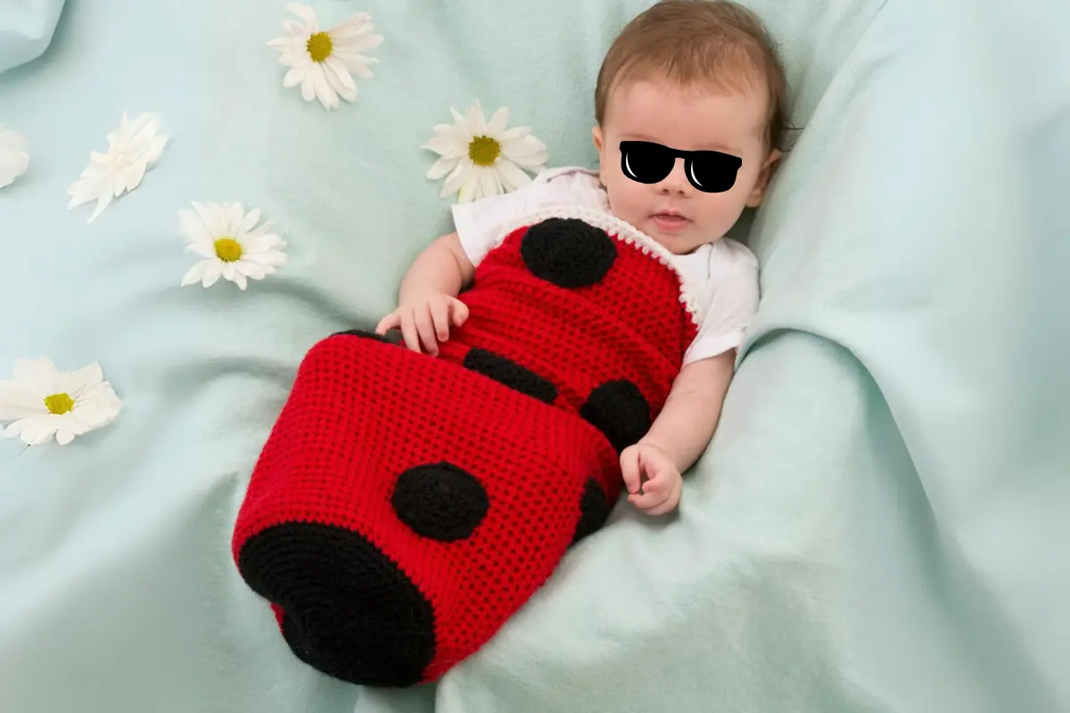 Saco de Dormir para Bebê Joaninha de Croche