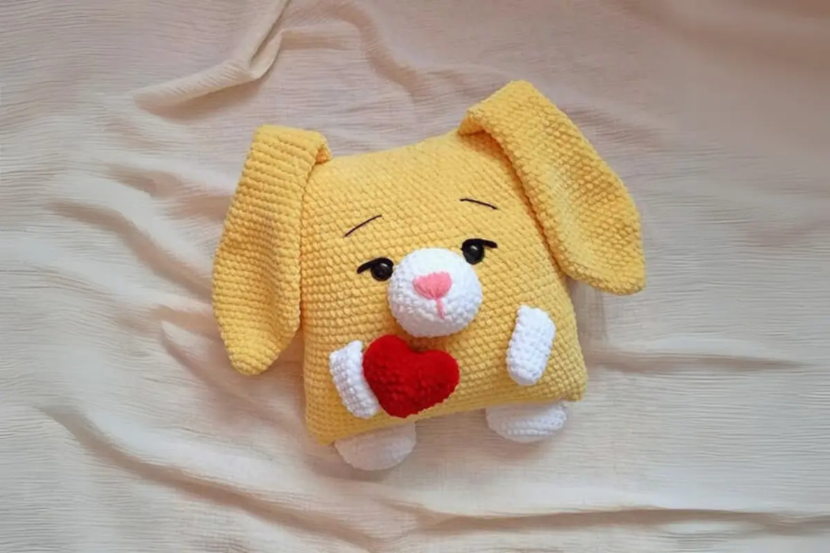 Almofada de Coelho Amigurumi