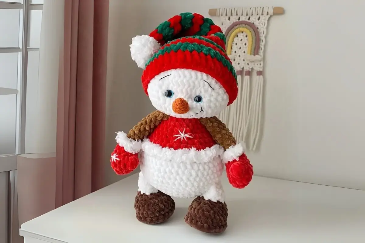 Faça o seu lindo Boneco de Neve Natalino Amigurumi