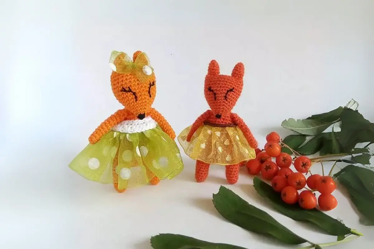 Rарοsa de saiа Amigurumi