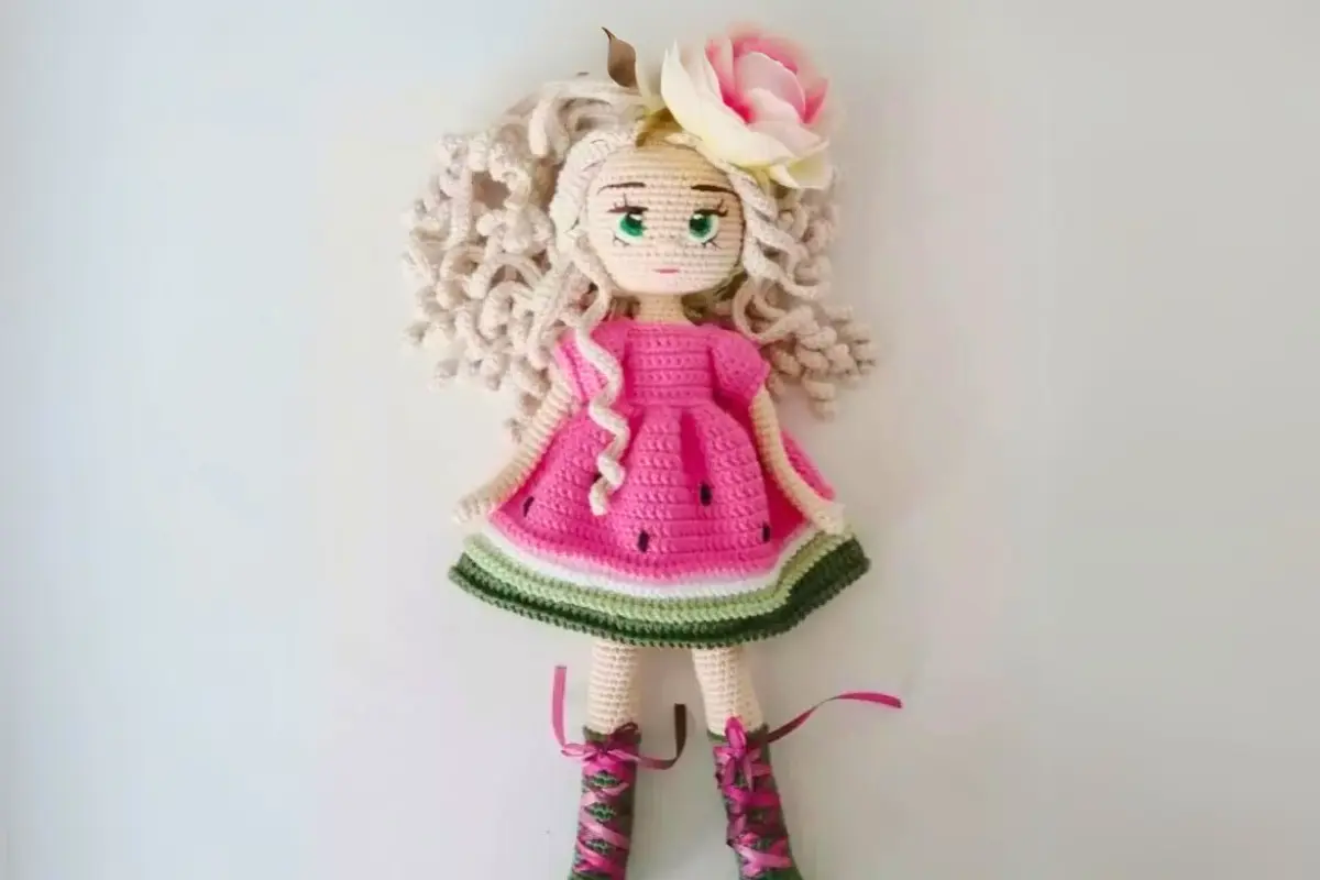Boneca Menina Melancia Amigurumi