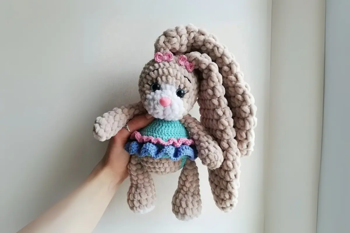 Coelha Leyla Amigurumi