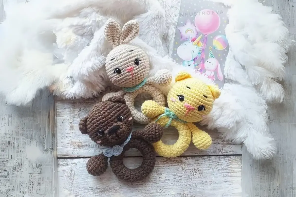 Chocalho Coelho, Gato e Urso Amigurumi