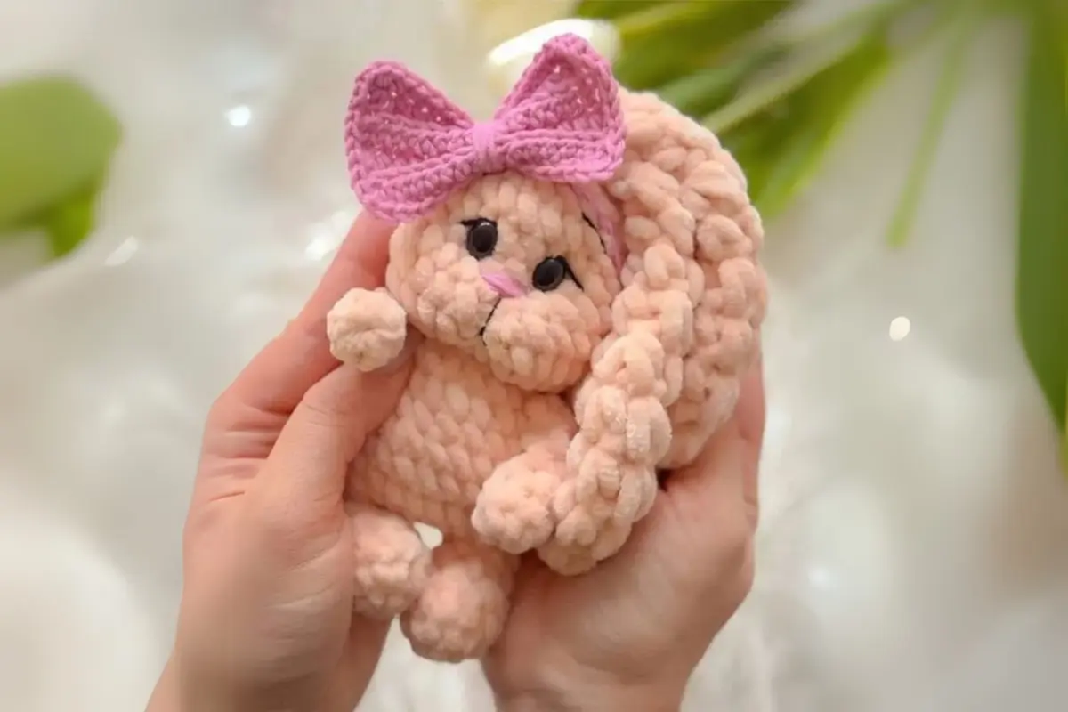 Coelinha Laço Rosa