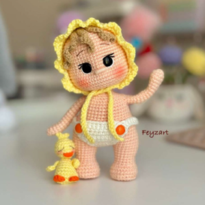 Bonequinha com Touca de Pintinh