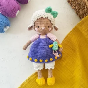 Ovelhinha Menina