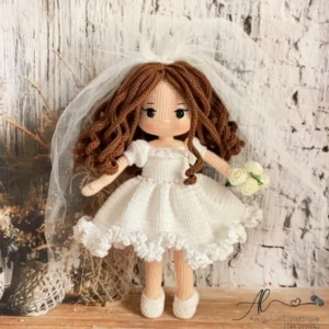 Receita Boneca Noiva com Véu e Buquê Amigurumi PDF