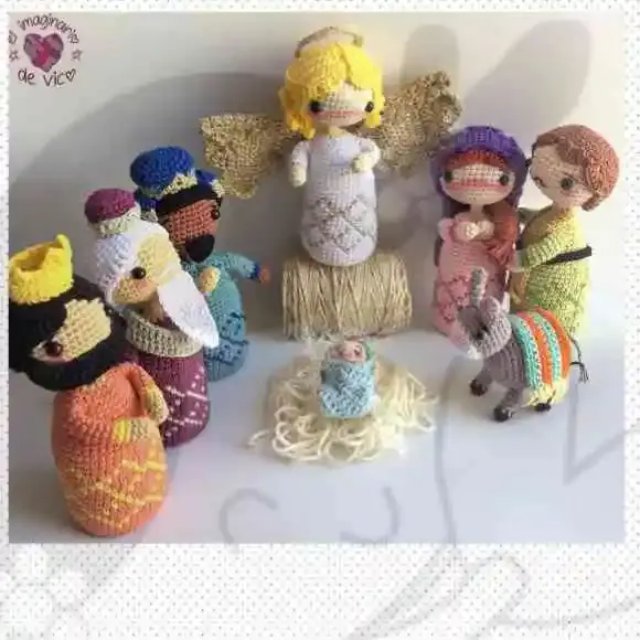 Presépio completo em amigurumi com Maria, José, Menino Jesus, três Reis Magos, anjo e burrinho