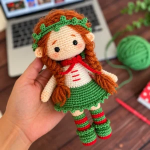 Receita Amigurumi em PDF: Elfa Natalina